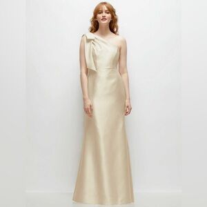Dessy Group D794 Bridesmaid Dress